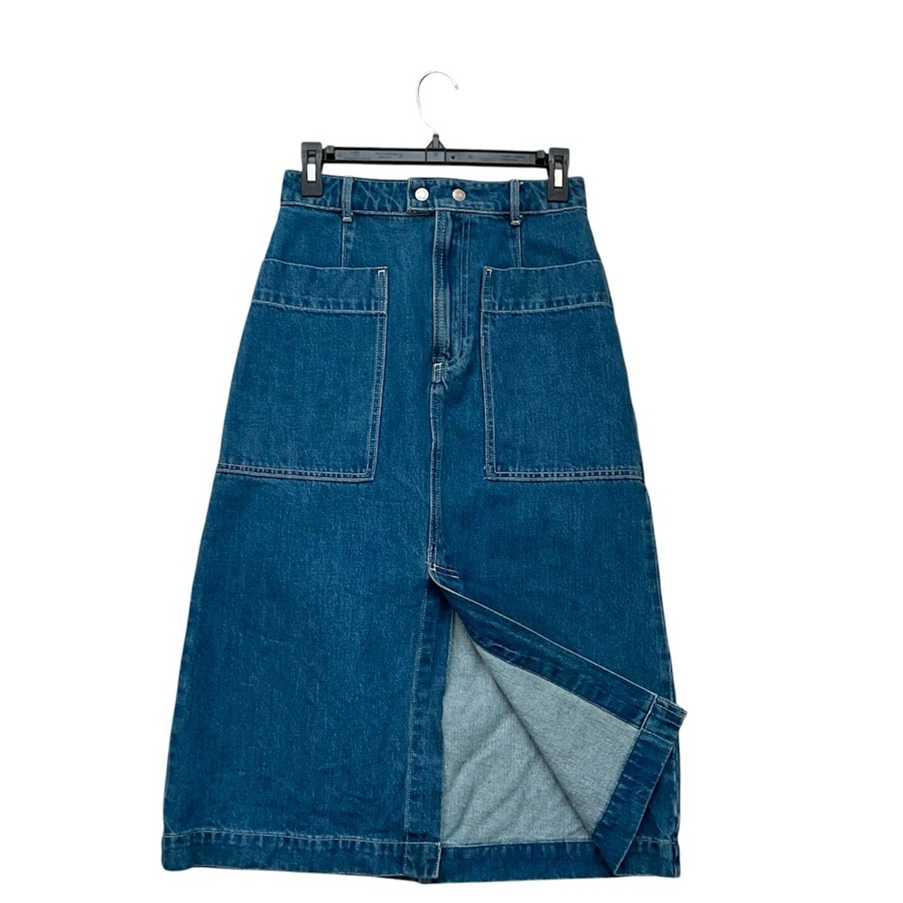 GAP Denim A-line midi vintage skirt. Size 4